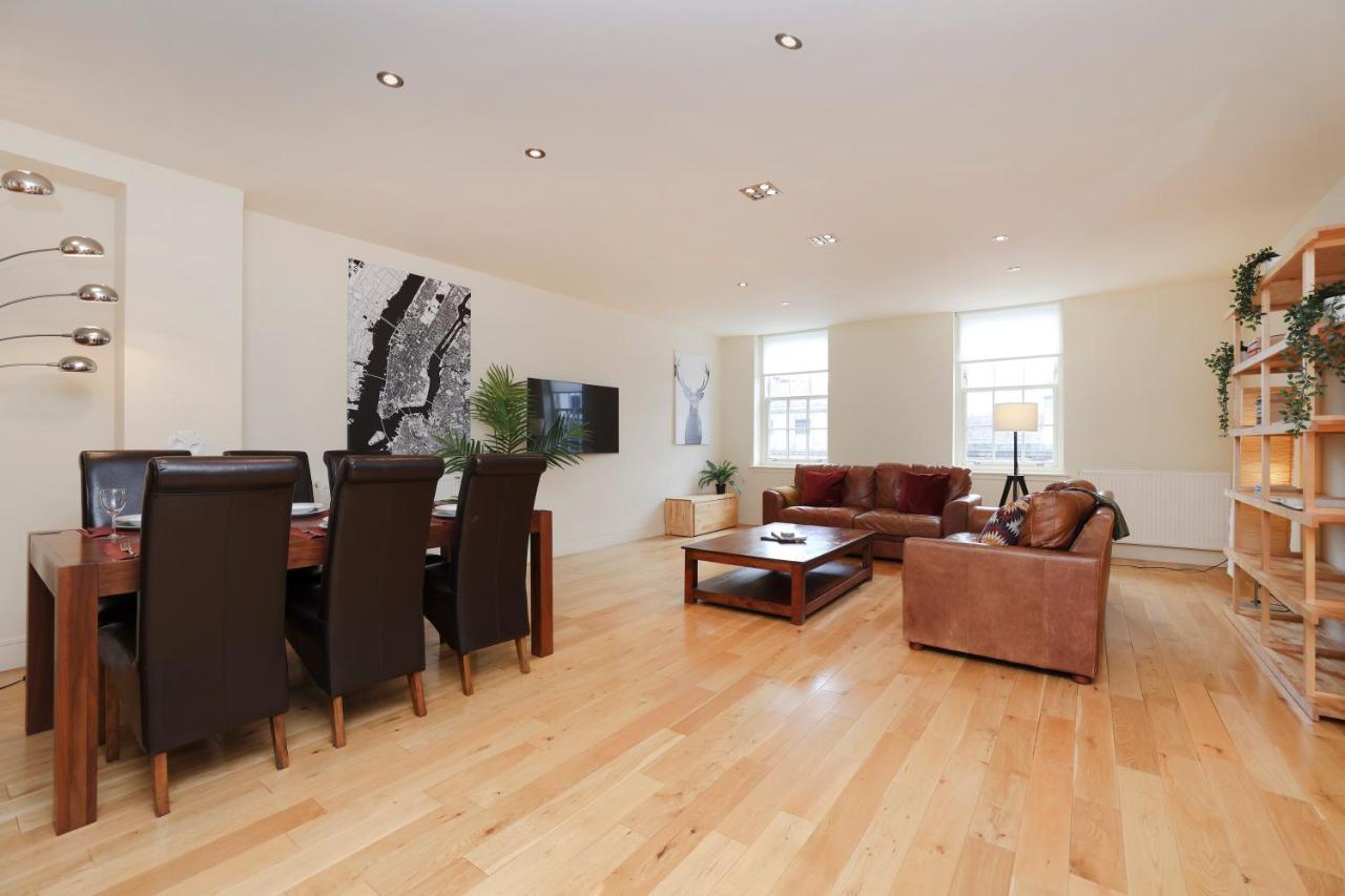 Joivy Spacious 2 Bed,2 Bath Flat, Free Parking And Rooftop Terrace Edinburg Exteriör bild